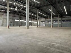 Expo Drive (D16), Warehouse #611354851